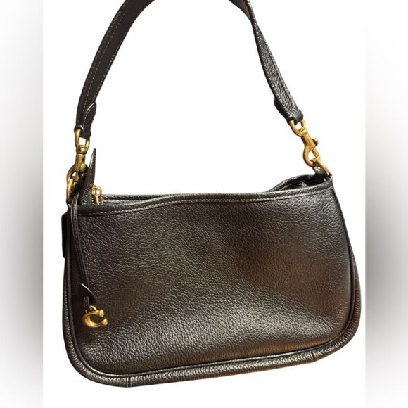 Coach Carry Black Leather Shoulder Bag - Picture 9 of 11